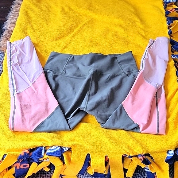 Fabletics Olive and Pink Mesh Leggings - Picture 3 of 4